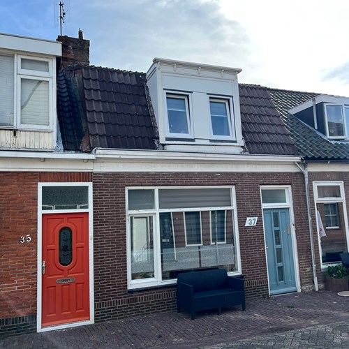 Den Helder, Breewaterstraat, tussenwoning - foto 1